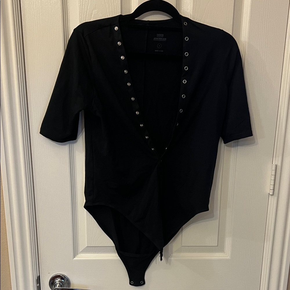 Good American Black Eyelet snap up Bodysuit. Size 4 Good American / XL NWOT